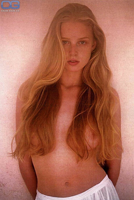 クリスマスヌードOnlyFans ヌード 写真