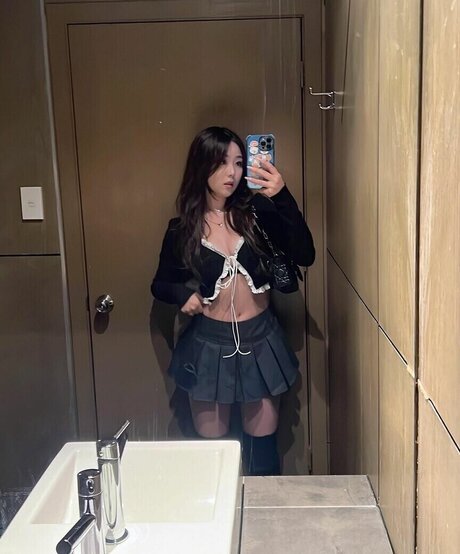 Hanavocado エロティックモデル アーカイブ