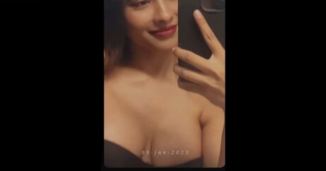 巨大なペニスオンリーファンズ 裸 画像