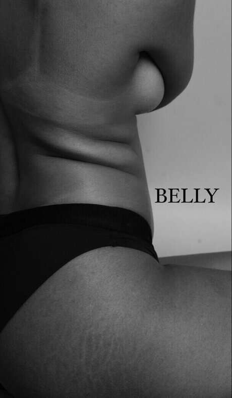 Aurora Sinclair ヌード女優 写真