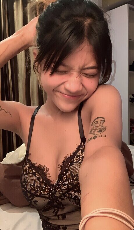 BBW パウグ オンリーファンズ アダルト ギャラリー