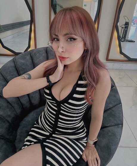 Nanatyx 美しいスター ギャラリー