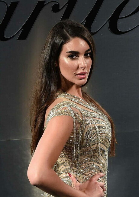 Yasmine Sabri アートスター 画像