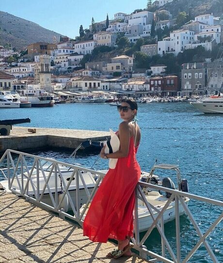 Yasmine Sabri 独占スター 画像