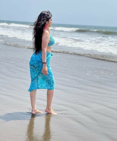 Riya Pandey 素敵なスター 写真