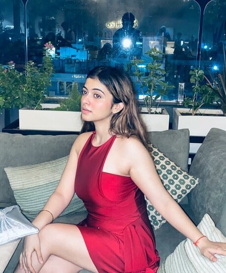 Riya Pandey ホットモデル ギャラリー