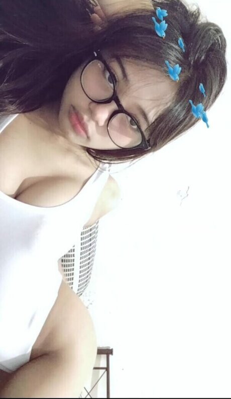 Riska Saputri アダルト女優 画像