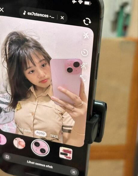 Riska Saputri ヌードモデル アーカイブ