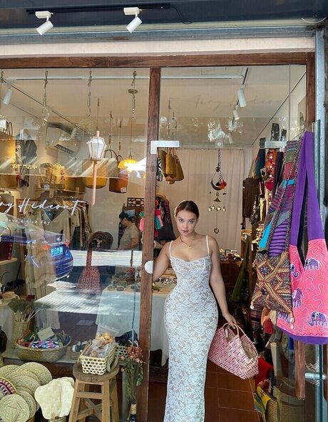 Alibaby131 ポルノスター 可愛い ギャラリー