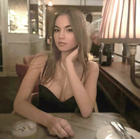 Ekaterina Perova トップスター 写真