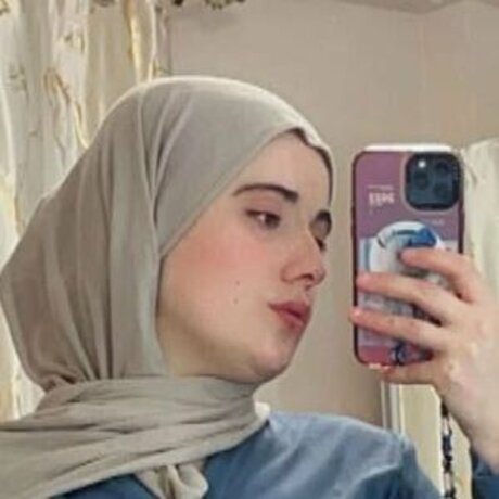 Dounia Stayfia ヌードモデル 写真