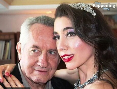 Bella De La Vega トップモデル 写真