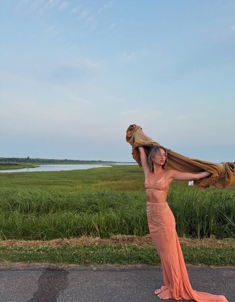 サマートランスオンリーファンズ 無料ポルノ ギャラリー