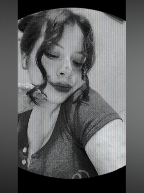 Smeralda エロティックなモデル 画像