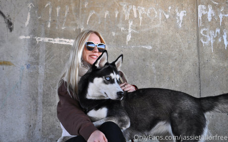 ゲイランジェリーOnlyFans 無料 ギャラリー