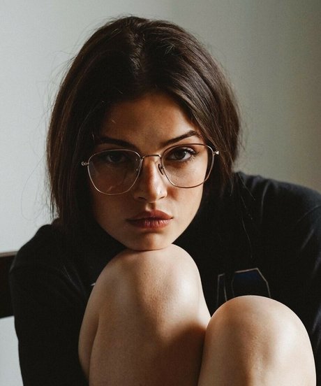 JOIティーンオンリーファンズ アートxxx 写真