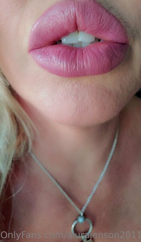 Alura Jenson 高品質女優 写真