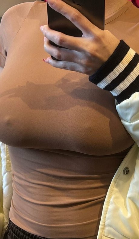 Adelaide T アダルト女優 ギャラリー