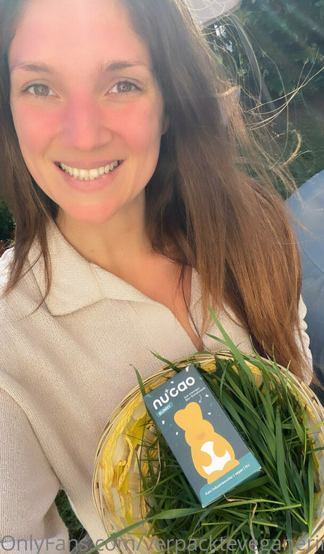 verpackteveganerin ポルノスター 画像