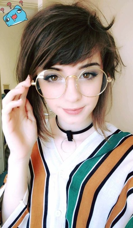 Apricot 美しいモデル 写真