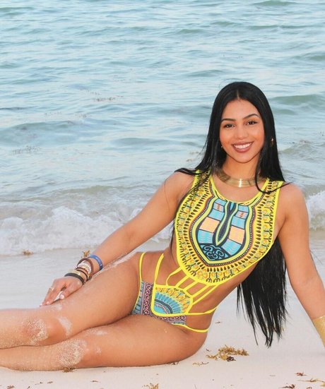 Barbararamirezz 裸モデル 写真