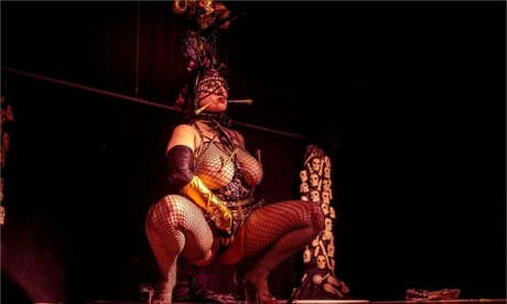 cosmicspaceslut ヌードスター 画像