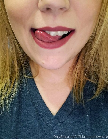 official hoodoowhore かわいいスター 写真