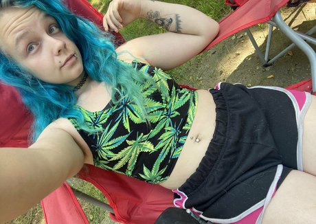 巨乳の赤毛オンリーファンズ ポルノ 写真