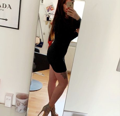 gelliii93_ ヌードモデル 画像