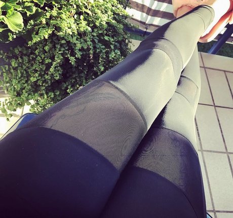 gelliii93_ ポルノスター 素敵 画像