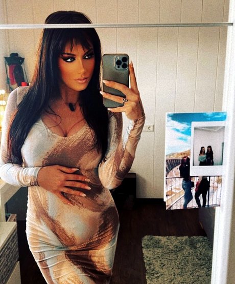 gelliii93_ トップモデル 写真