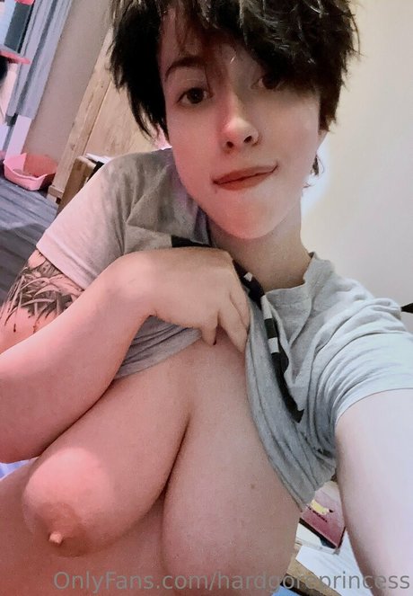 アナルトランスOnlyFans 無料セクシー 画像