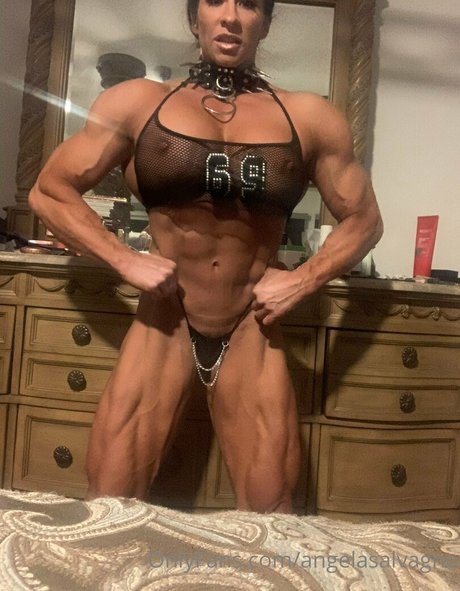 angelasalvagno セックススター 写真