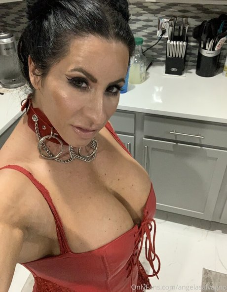 angelasalvagno 裸のポルノスター 画像