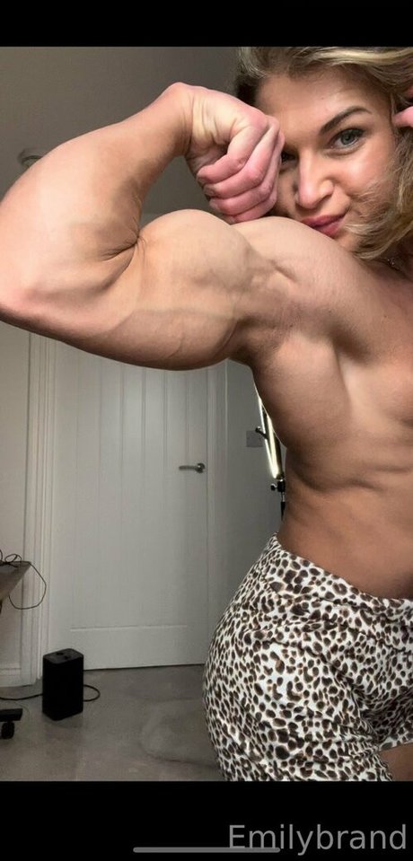 emilyjbrand98 美しいスター 画像