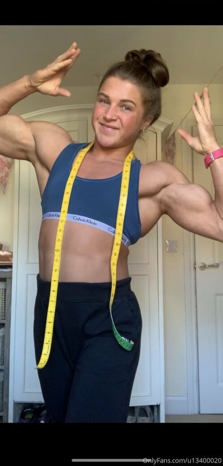 BBW TS オンリーファンズ 無料xxx 写真