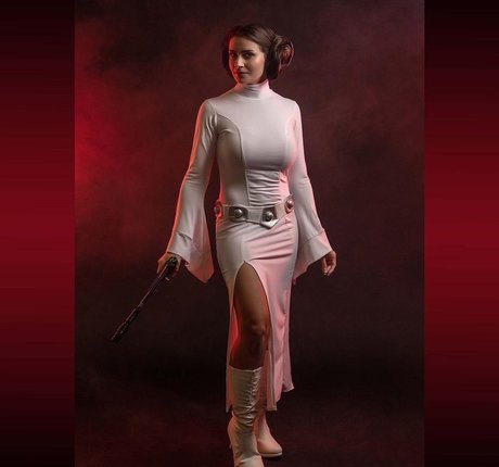 巨乳の熟女オンリーファンズ 美しい ギャラリー