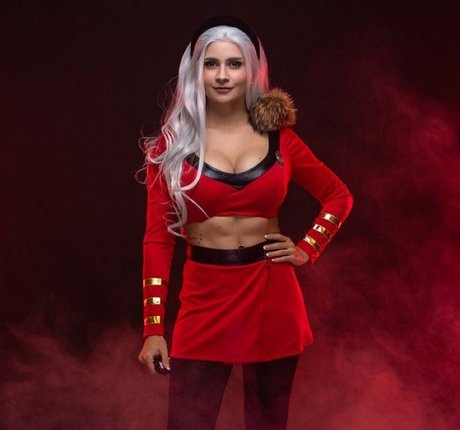 裸の熟女オンリーファンズ えろ 写真