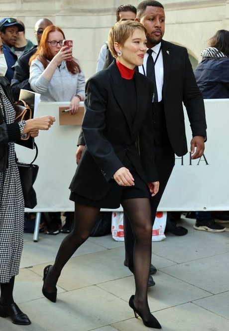 アジアンベイビーオンリーファンズ 無料ポルノ 画像