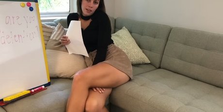 Miss Bell ASMR ポルノスター ヌード 写真