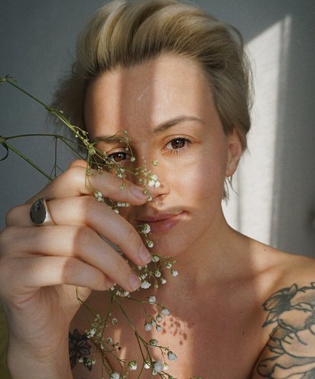 Daria Perel アートスター 写真