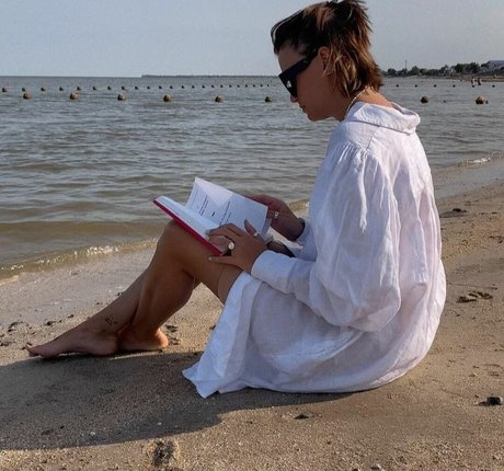 Daria Perel ポルノモデル 画像