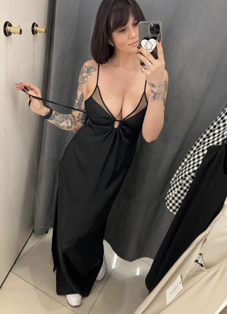 Daria Perel ポルノスター トップ 写真