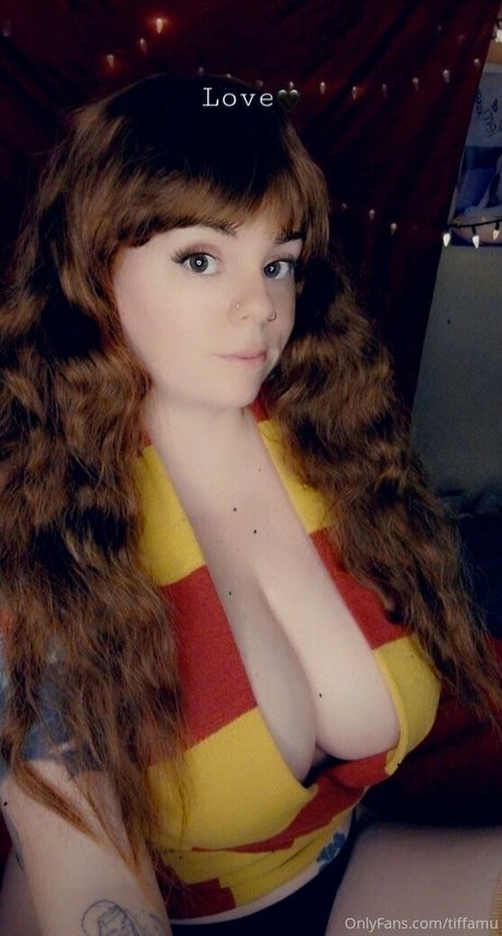 tiffa lewd HDポルノスター ギャラリー