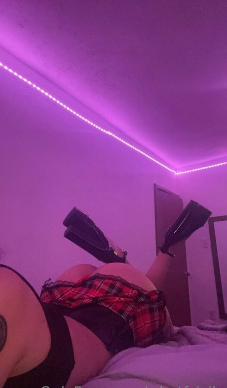 whotfsicily かわいいモデル ギャラリー