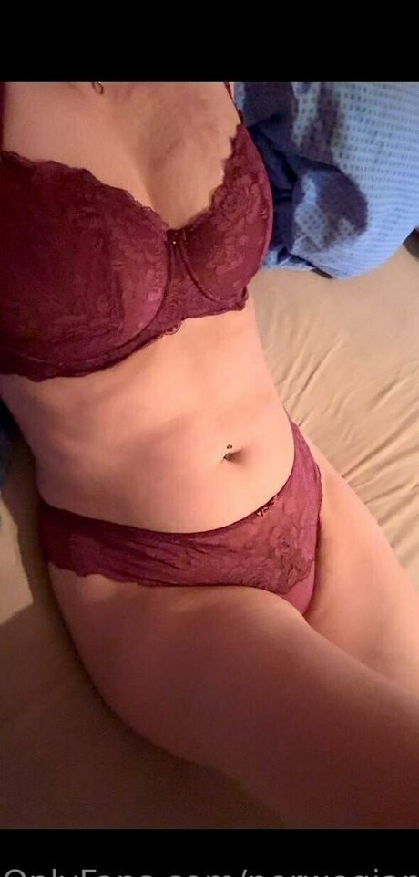 norwegiancreator ポルノスター エロティック ギャラリー