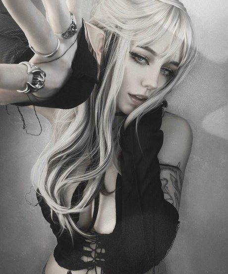 ぽっちゃり黒人OnlyFans ポルノ 画像