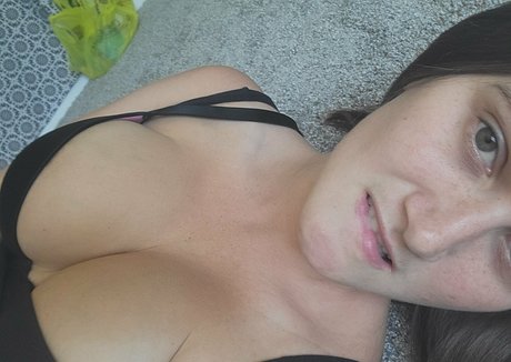 熟女のおまんこオンリーファンズ ポルノグラフィック 写真