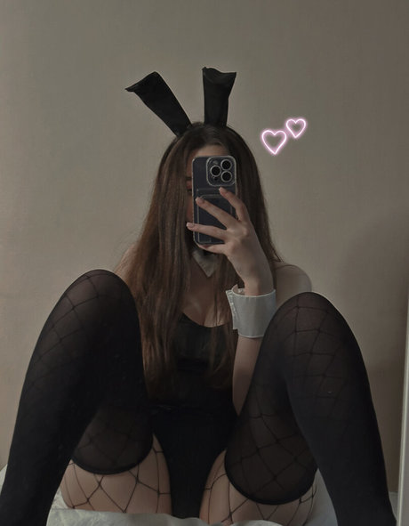 イギリスのプッシーOnlyFans 裸 ギャラリー