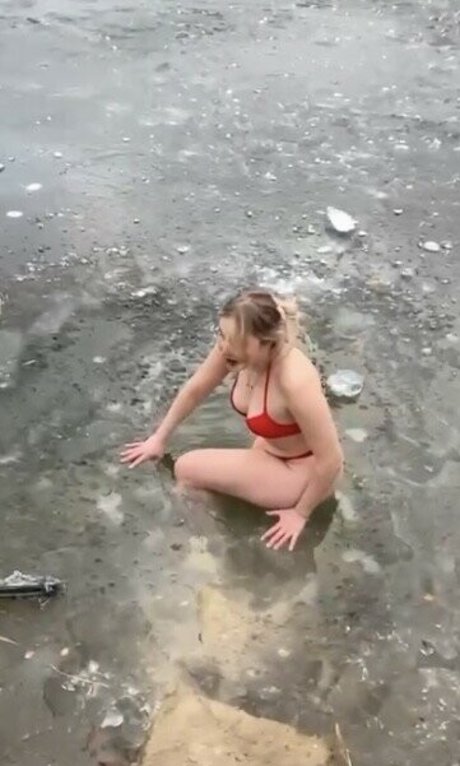 cirizzzle ポルノスター ヌード 写真